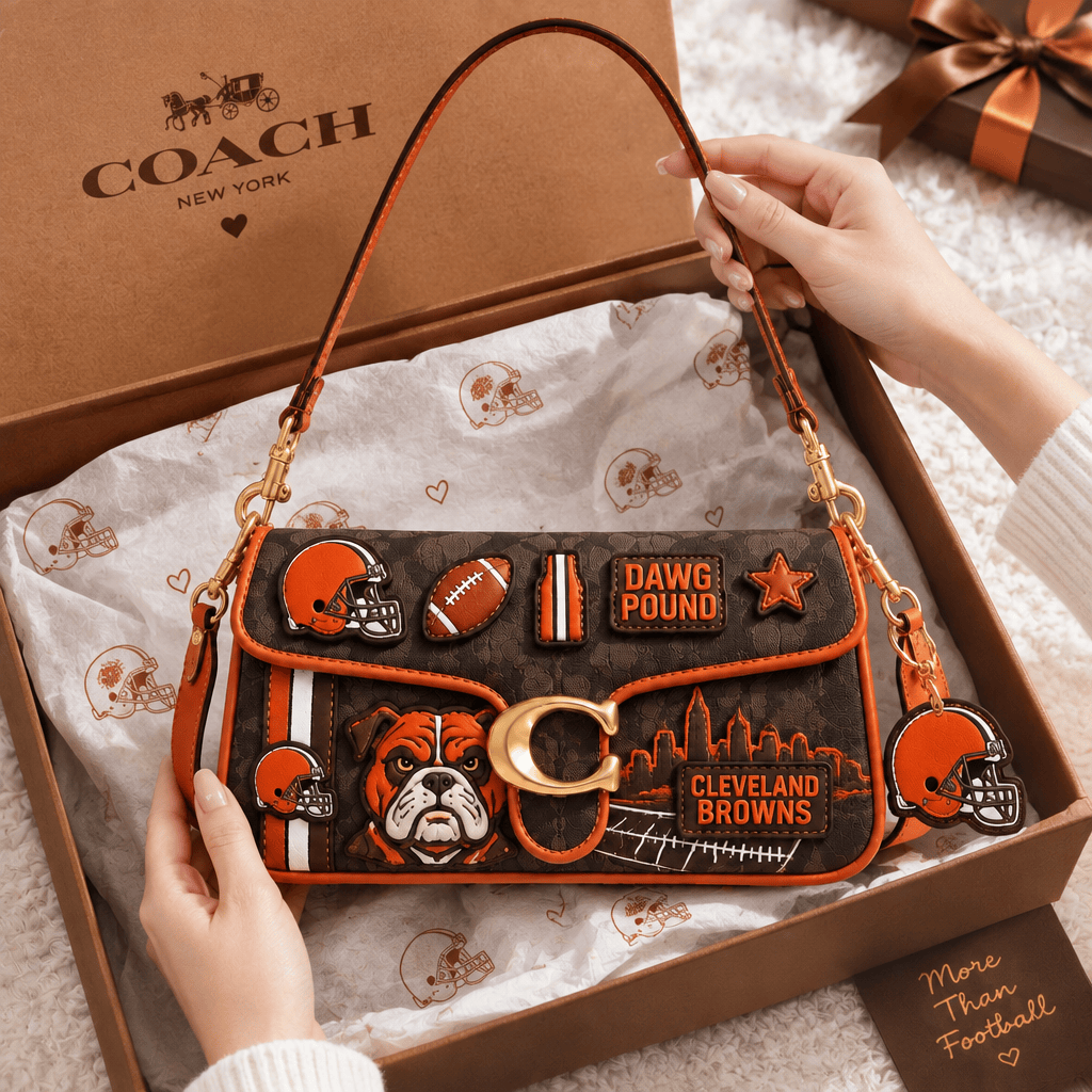Premium CLVB Coach Shoulder Cross With Charm LNTH
